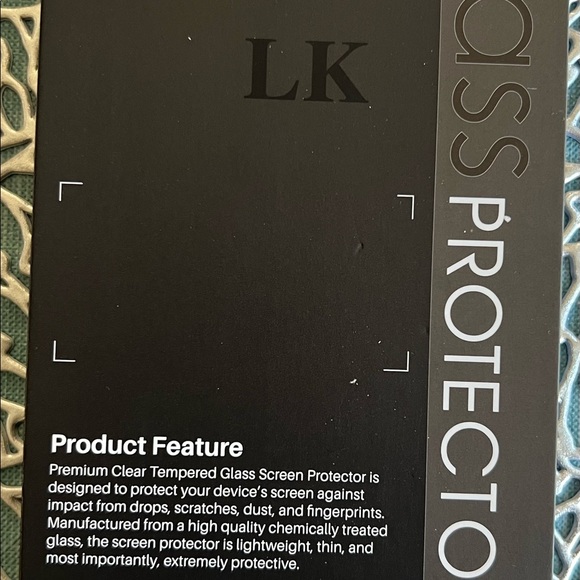 LK Premium Tempered Glass Protector iPhone 12/12 Pro Clear 4 Pack - Picture 3 of 6